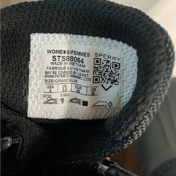 Sperry Women's Duck Float Zip
SeaCycled Boots (NEW) - Picture 8 of 12